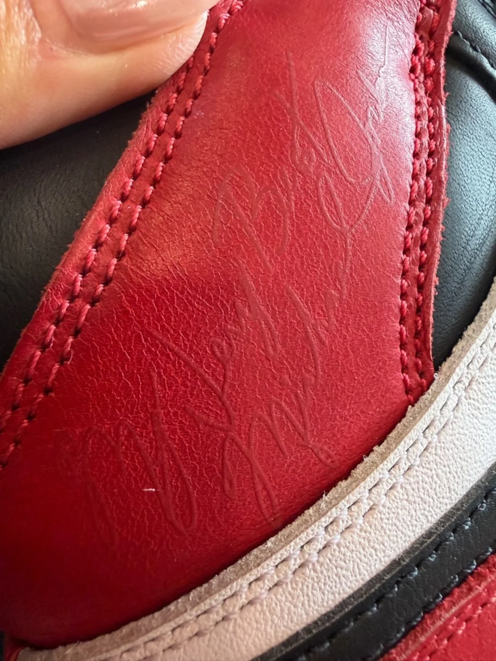 Air Jordan 1 Retro OG High Black Toe Reimagined men’s size 9